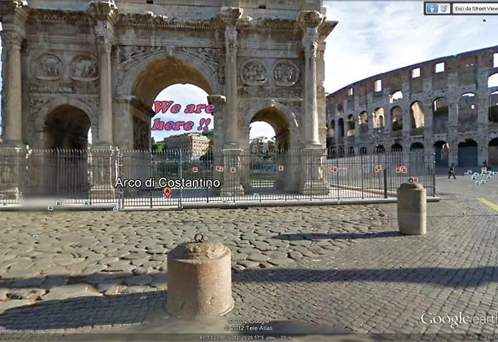 Colosseum Street רומא